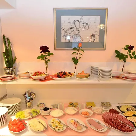 Vendégház Sant Georg Garni 4*