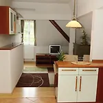 Sant Georg Garni Guest house
