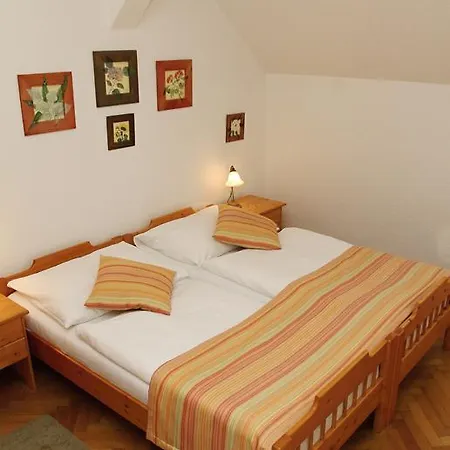 Sant Georg Garni 3*