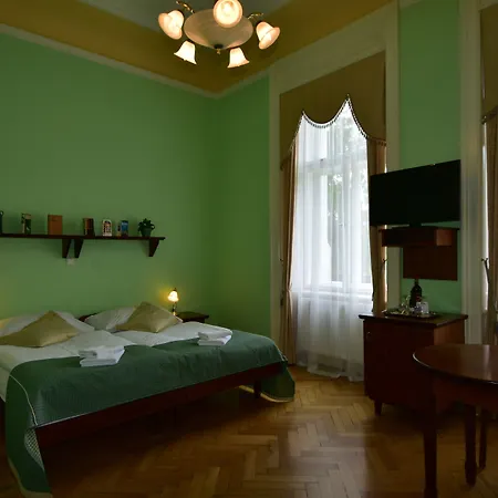 Sant Georg Garni Affittacamere