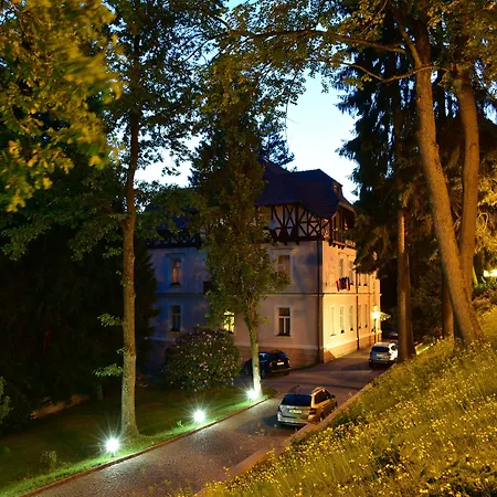Sant Georg Garni Πανσιόν Mariánské Lázně
