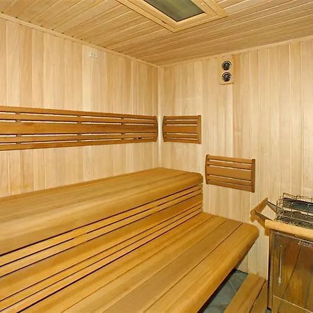 Sant Georg Garni 게스트하우스 4*