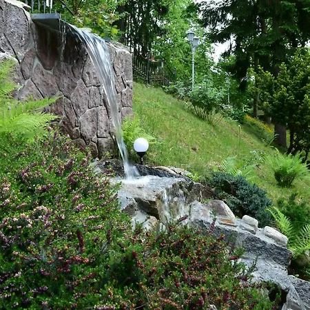 Sant Georg Garni 3*