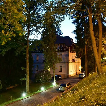Πανσιόν Sant Georg Garni Mariánské Lázně