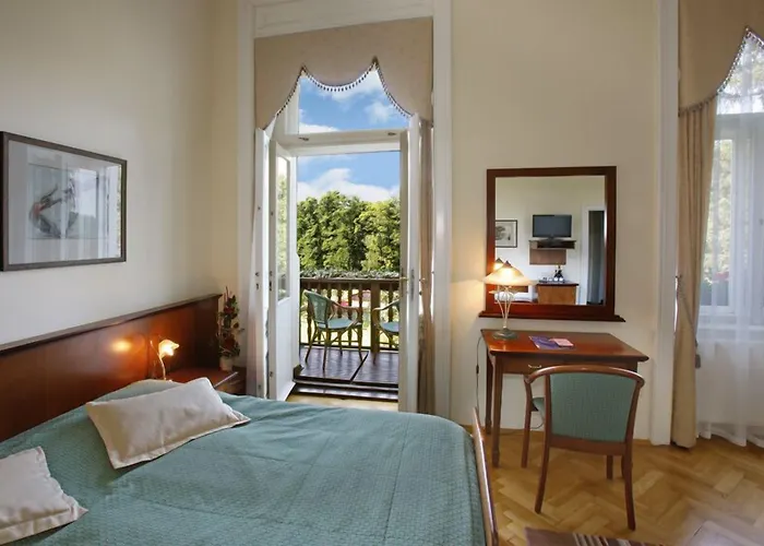 Guest house Sant Georg Garni 4*