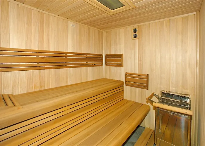 Sant Georg Garni Gasthof 4*