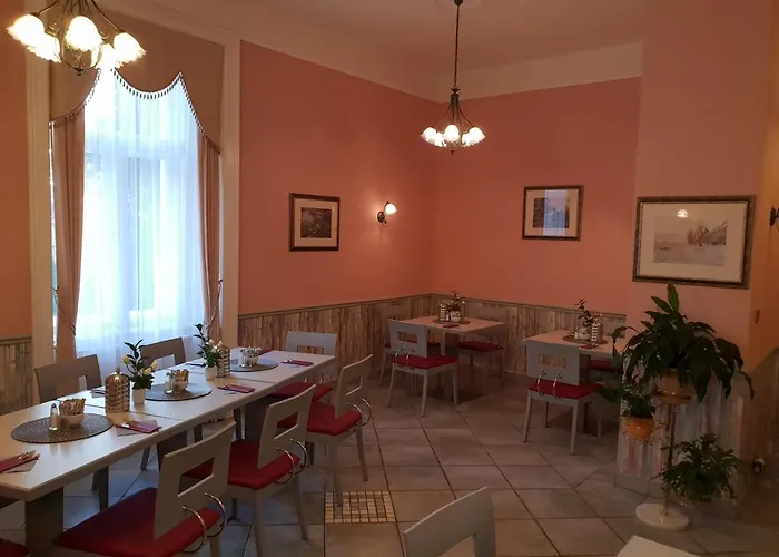 Sant Georg Garni Gasthof 4*