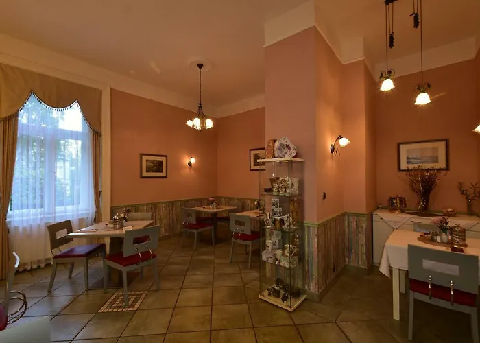 Sant Georg Garni Gasthof 4*