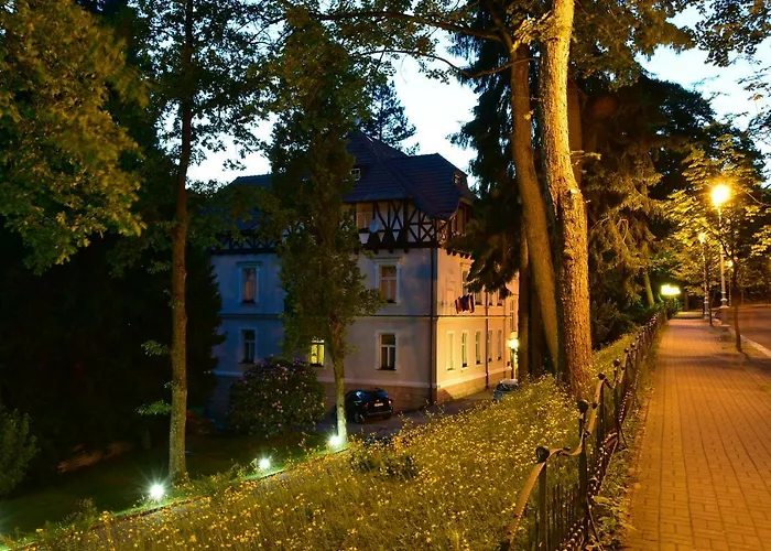 Sant Georg Garni Gasthof 4*