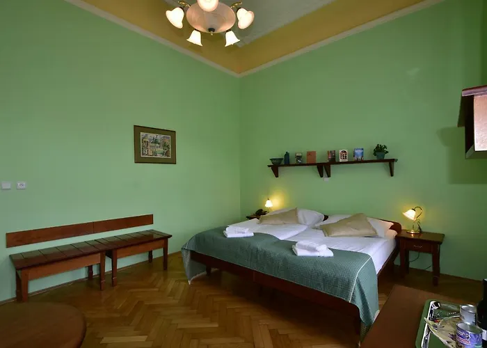 Sant Georg Garni Gasthof 4*