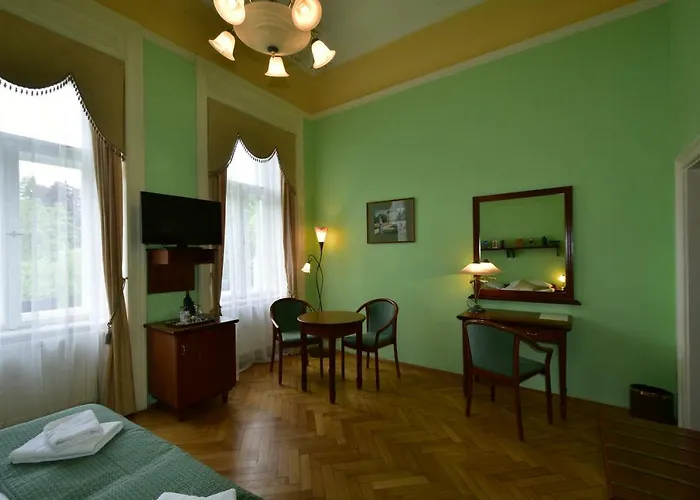 Sant Georg Garni Gasthof 4*